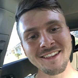 Meet your Posher, Max